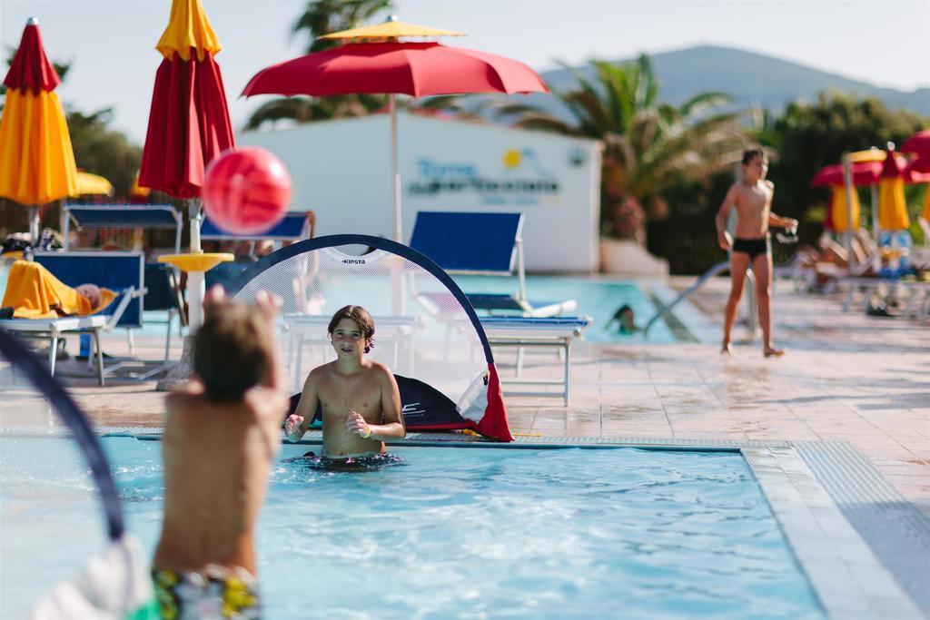 Villaggio Camping Torre Del Porticciolo Porto Conte Luaran gambar